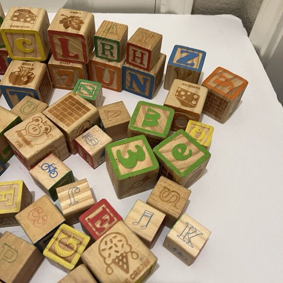 Lot of 73 Wooden Wood Toy Alphabet Letter Number Blocks Colorful Various Sizes - Picture 4 of 6